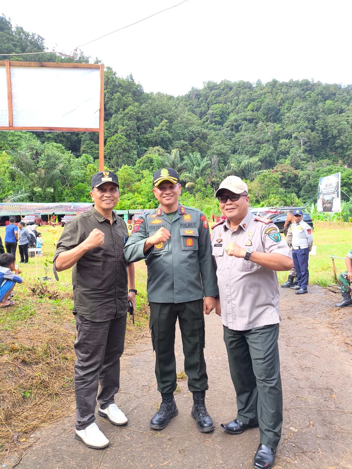 Wakili Bupati Pesisir Selatan, Kalaksa BPBD Hadiri Apel Siaga Karhutla se-Sumatera Barat di Agam